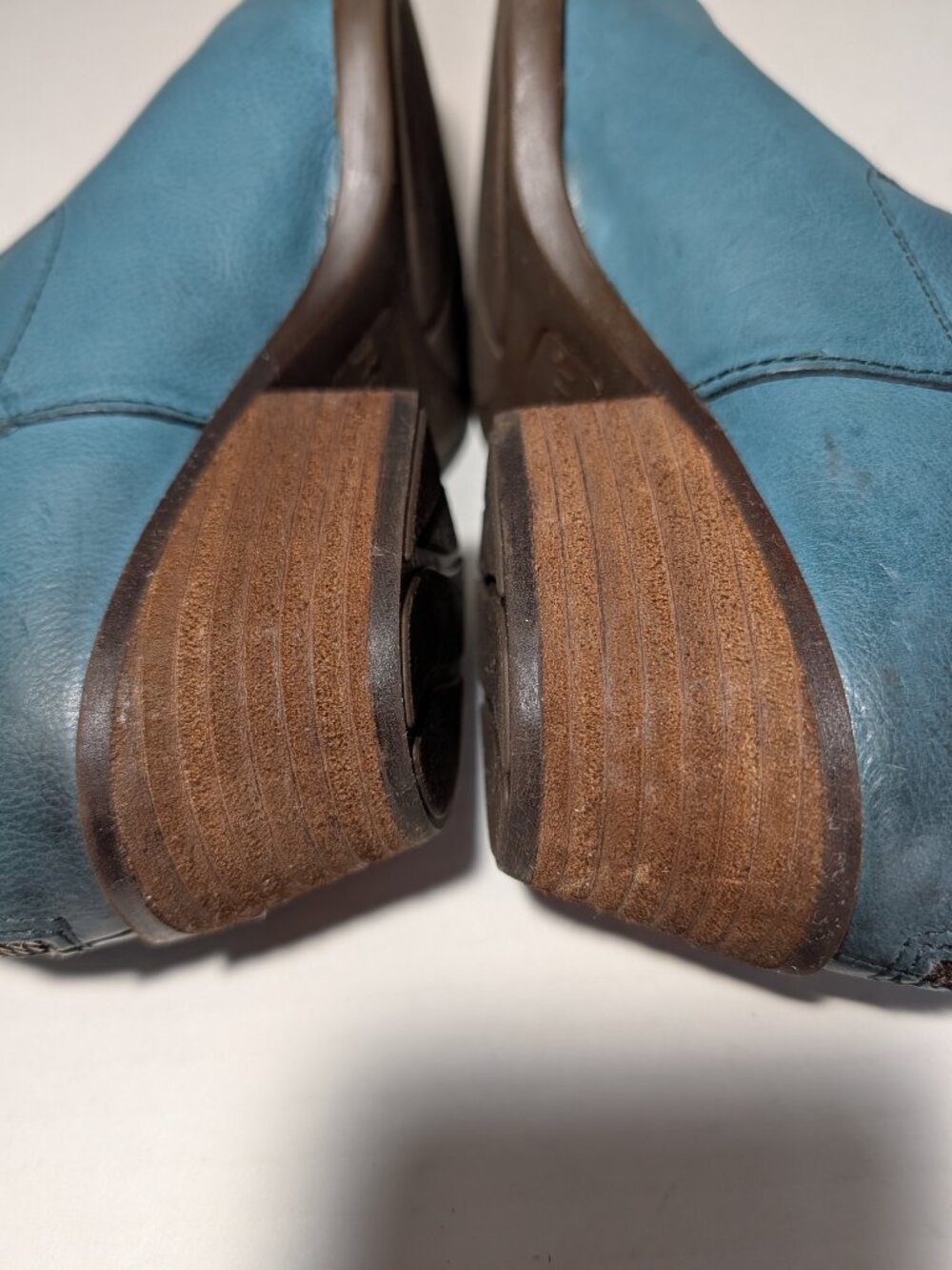 Born Wynd Distressed Leather Western Boots Size 7.5 Turquoise - Picture 8 of 12